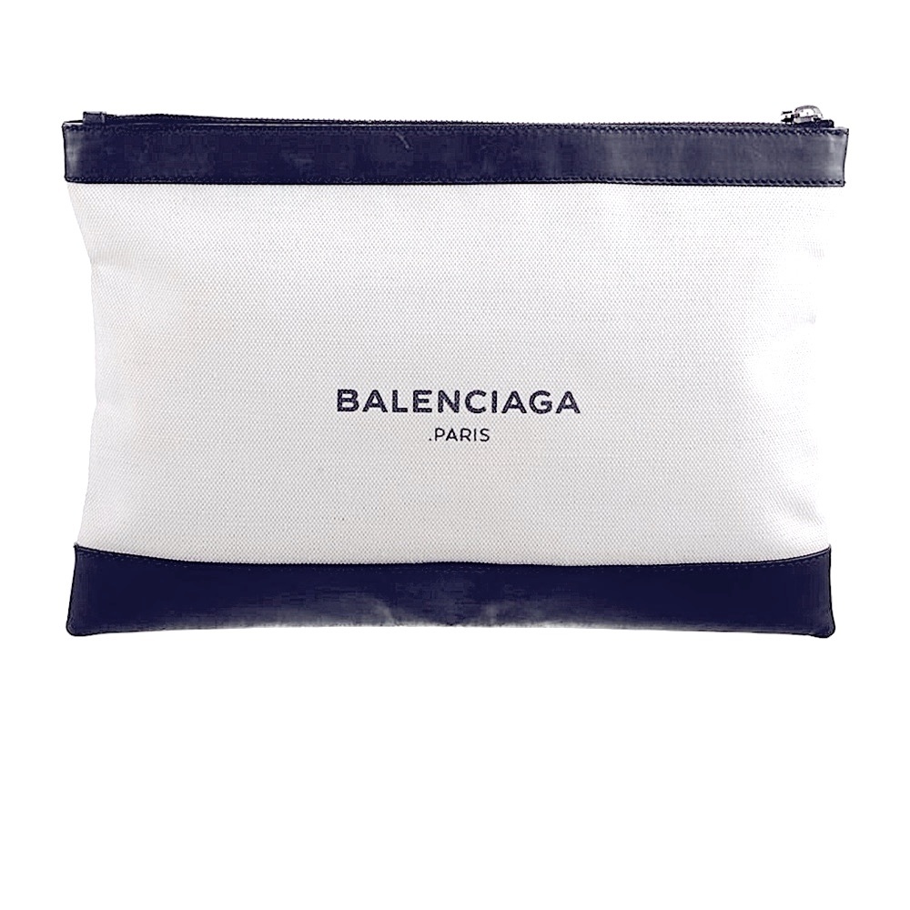 Balenciaga
Navy Clip M Clutch